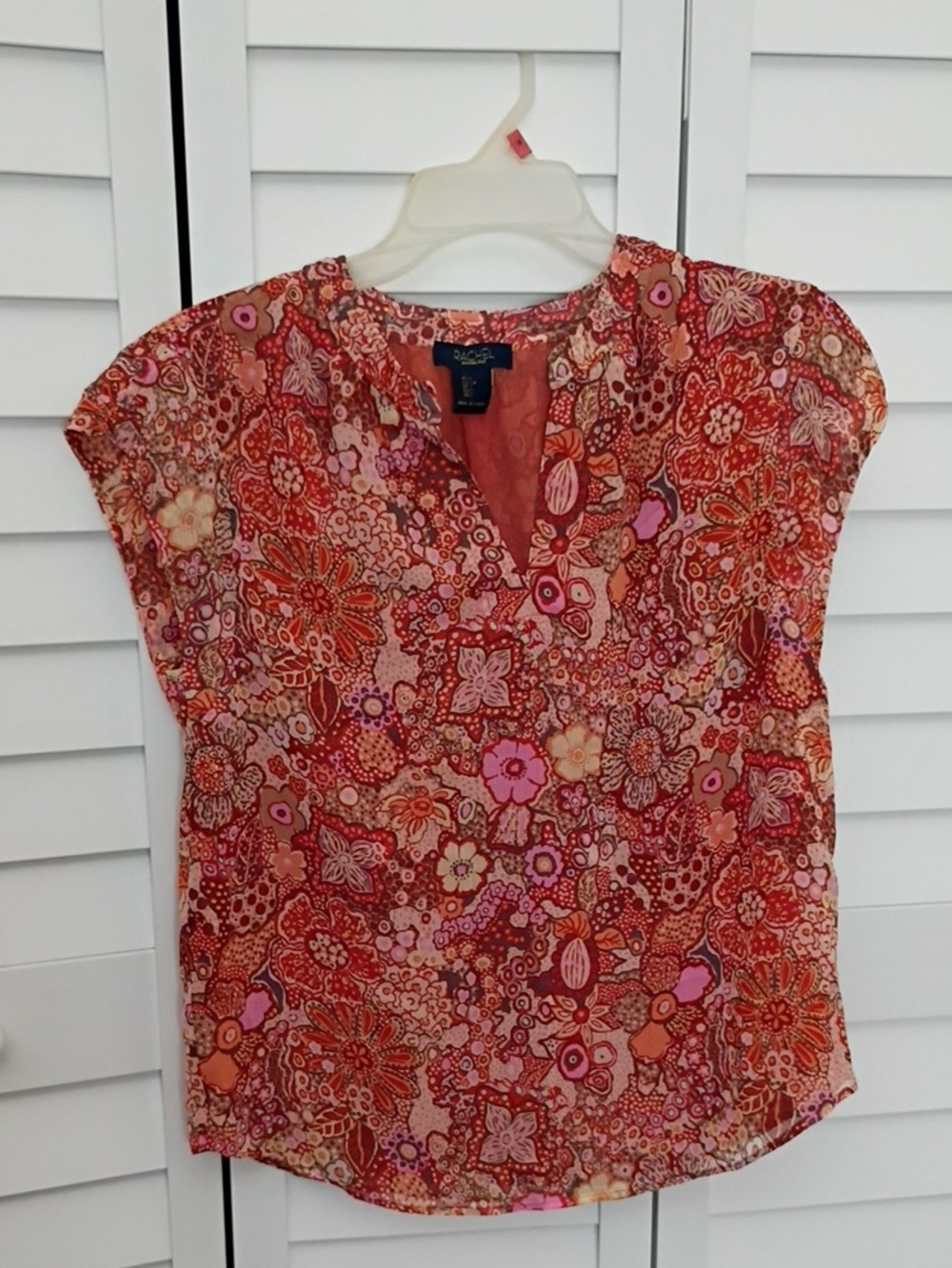 RACHEL Rachel Roy Red Floral V-Neck Cap Sleeve Blouse